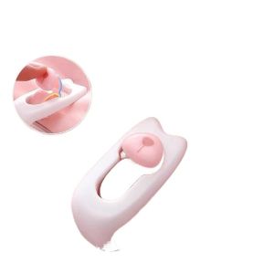 เครื่องมือกาวผ้าห่มแบบไม่ต้องเจาะ เปลือกผ้าห่มกันลื่น กันย้าย เครื่องมือจัดระเบียบในบ้านสไตล์จีนใหม่