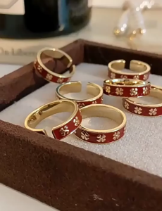 Ganten🍎Cincin Terbuka Retro Wanita Cincin Jari Telunjuk Pasangan Unik Ceruk Cincin Mewah Ringan