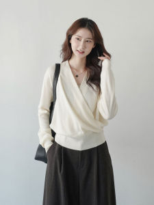 Black Cross V-Neck Knitwear Comfortable Womens Style Inner Wear Slimming Soft Loose Fit Long Sleeve Sweater for Autumn Winter