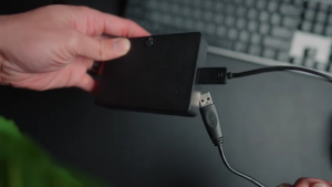 Seagate External Hard Drive Expansion - Black Carbon Fiber Design - USB 3.0 - Compatible with Windows 10 and MacOS X 10.13 or Higher