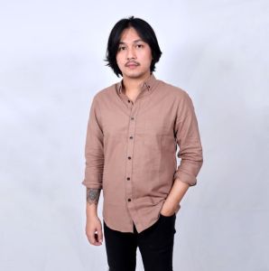 Kemeja katun polos formal kekinian nyaman