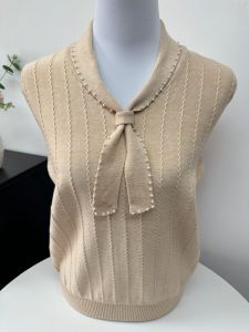 Elegant Knitted Wool Sweater Womens Overhead Pearl Embellished Base Layer Top for Young Mothers Middle-Aged And Elderly