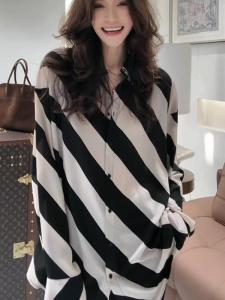 Summer 2025 Womens Loose Silk Chiffon Thin Sun Protection Shirt Casual Slimming Vintage Striped Loose Blouse Fashionable Commute Style