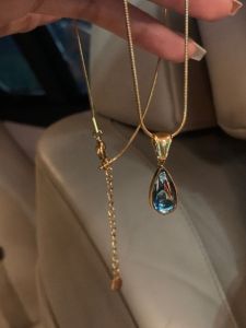 Blue French Elegance Necklace Womens Fashionable Layered Clavicle Chain Chocker Clear See-through Titanium Steel Pendant Alloy Chain