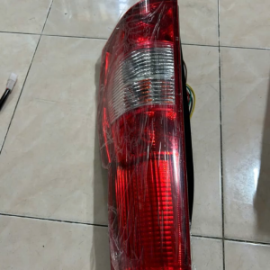 Đèn hậu xe tải VAN TERA V6 V8 2 chỗ 5 chỗ 990kg có sẵn bóng loại tốtcó sẵn jack hàng zin không chế cháo ( giá 1 cái)