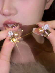 New Early Autumn Versatile Geometric Coffee Zircon Pearl Earrings Ultra Shiny Ultra Fine Beauty Enhancement Womens Jewelry