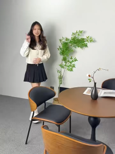 F&G เก้าอี้  ชุดเก้าอี้ เก้าอี้กินขาว เก้าอี้รับประทานอาหาร  Dining Chairs ดีไซน์หรูหราทันสมัย วัสดุหนัง PU  ไม่เป็นสนิม  2ชิ้น/4 ชิ้น