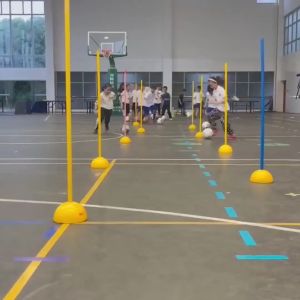 Cọc luyện kỹ thuật bóng đá đi kèm gốc cắm đa dụng nâng cao kỹ năng rê dắt bóng cọc khởi động chạy thể thao