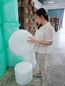 50 เมตร บับเบิ้ลจิ๋วความยาวของหนา 42 แกรม สีขาว