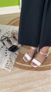 TOONICE  New Fashion Elegant Crumpled Strap womens High-quality highHeels Sandals2.5 inches with shoe box
