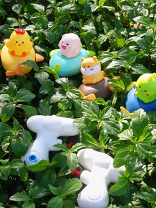 Cute Cloud Mini Water Gun for Kids 2-in-1 Summer Bath Toy with Animal Propeller