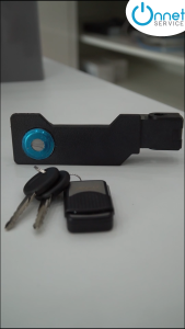 ก้านกุญแจปลดล็อค พร้อมกุญแจ 2 ดอก ใช้กับมอเตอร์ประตูรีโมท BSM AC (ไม่รวมรีโมท)