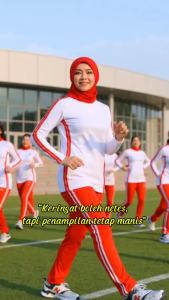 Setelan olahraga  senam lengan panjang wanita Merah putih/ setelan kaos Spandek olahraga wanita terlaris