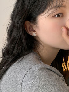 Minimalist S925 Silver Needle Firework Design Earrings Luxury Sensation Korean Style Fashion Jewelry for Women Ear Cuffs