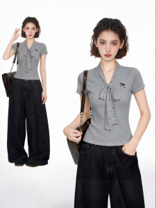 BAIDAIFEI | Áo Thun Đốm Dây Nơ Giả Hai Mảnh V-Neck