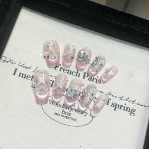 Handmade Heavy-duty Wearable Nail Art Stickers Cats Eye Sensation Glitter Finish Premium Feel Beautiful Nail Tips Chinese Brand