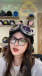 Bông hoa gắn mũ bảo hiểm cute độc lạ