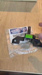 PW851697 ORIGINAL FRONT BONNET LOCK BONEET HOOD SWITCH ALARM SWITCH PROTON GEN2 PERSONA ELEGANCE