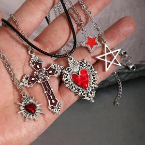 Women Gothic Pendant Necklace Set 5Pcs Heart Bat Cross Fashion Jewelry for Cosplay Streetwear and Evening Gatherings