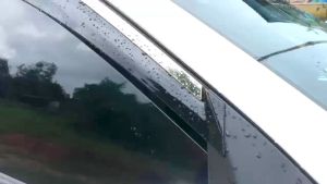 Bộ 04 Vè Chắn Mưa Xe Huyndai i10 2023-2021 Dành Cho Phiên Bản Hatback Có Viền Chỉ Inox Cao Cấp Sẵn Keo Dán 3M