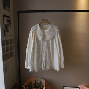 เสื้อเชิ้ตคอตุ๊กตาแขนยาวปักลูกไม้หลวมๆ สำหรับผู้หญิง ฤดูใบไม้ร่วง 2025 แฟชั่นใหม่ ลดอายุ ปกปิดหน้าท้อง เสื้อผ้าทำงาน