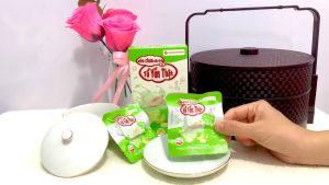 Sữa chua khô - Dưa lưới - Hộp 30 gói (1g x 30 gói ~ 5100mg yến tươi)