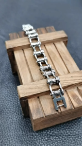 Metal Bicycle Chain Style Bracelet Charm Mens Bracelet Retro Heavy Brush Stainless Steel Motorcycle Chain Bracelet Mens Women Bike Biker Bracelets Hip-Hop Jewelry