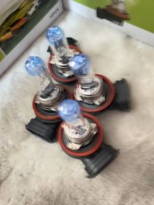 Bóng đèn pha ô tô H9 siêu sáng. Bóng đèn pha ô tô H9-HCL đầu xanh. Chỉ có điện 12v