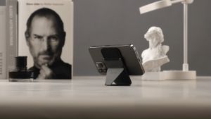 MOFT Snap on Phone Stand Wallet MOVAS Magsafe Phone Stand For iPhone