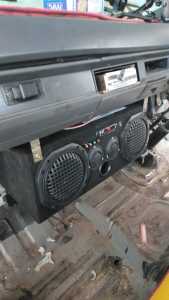 speaker aktif subwoofer mobil bluetooth USB flashdisk radio FM Aux cocok buat L300