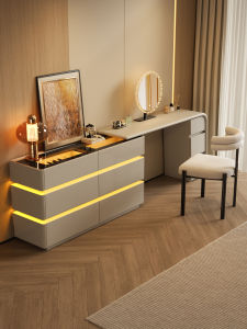 Luxurious Minimalist Style Dressing Table