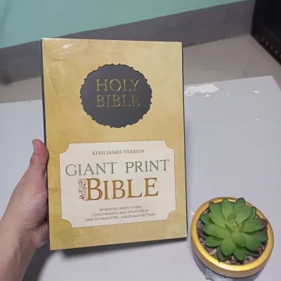 Giant Print Bible | Readable | KJV | King James Version 1611 | Gray | Gold-edge | Old and New Testament | English