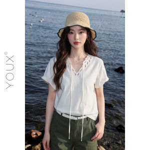 YOUXIANG | Áo Thun Trắng Cổ V Hở Hàn Quốc