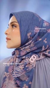 BUTTONSCARVES HERMOSA SERIES - Hijab Segi Empat Voal Premium by Buttonscarves