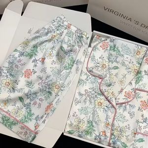 Bộ Đồ Ngủ Ngắn Tay Bằng Lụa Họa Tiết Hoa Thời Trang Mùa Hè Cho Nữ