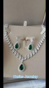 Neriza Jewelry/ชุดเครื่องประดับเพชรสังเคราะห์ ประกายเทียบเท่าเพชรแท้ จัดส่งพร้อมกล่อง NZC005