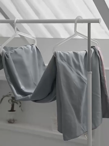 PaulWeekend ไม้แขวนเสื้อมีที่หนีบเสื้อผ้าทรงกลมแบบเกลียวสำหรับการอบแห้งที่มีประสิทธิภาพบนระเบียง