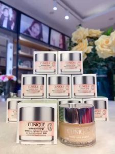 Kem Dưỡng Ẩm dạng Gel Clinique Moisture Surge 100H Auto-Replenishing Hydrator hộp 50ml