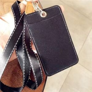 เคสใส่บัตรแบบเรียบง่ายพร้อมหัวเข็มขัด กระเป๋าใส่บัตรโดยสาร กระเป๋าใส่บัตรเข้าสู่ระบบ กระเป๋าใส่บัตรทำงาน กระเป๋าใส่บัตรรถไฟใต้ดิน