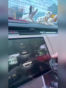 2024 new 360 ° rotatable double-sided magnetic vacuum magnetic folding car phone holder for iPhone Samsung Xiaomi Huawei C2