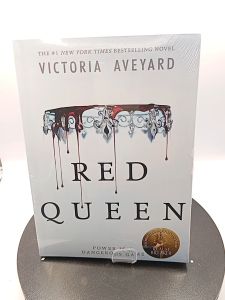Red Queen by Victoria Aveyard [High Quality Paperback]