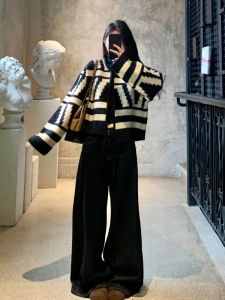 Extra Long High Waist Loose Wide Leg Denim Jeans Deep Blue Womens Casual Straight Fit Floor Length Trousers for Tall Ladies