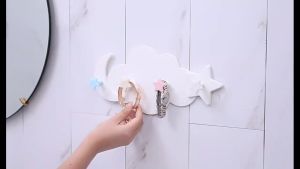 ClickBuy ตะขอกาวติดผนัง ไม่ต้องเจาะ รูปก้อนเมฆน่ารัก ส่งในไทย Storage Hooks