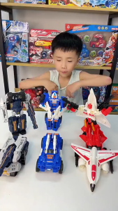 Childrens Car Toys Diamond Robot Tank Mech Plane Model Male and Female Puzzle Toys