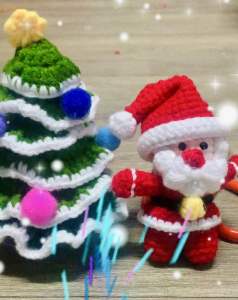 Combo ông già noel và cây thông bằng len để bàn
