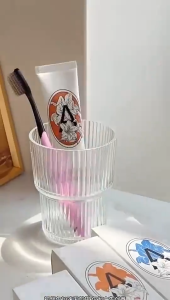 Perfume Toothpaste Long Lasting Fresh Breath Gum Care Removes Yellow Stains Antiplaque Bright White Toothpaste