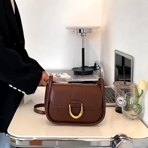 Tas Selempang Wanita Luxury Terbaru - Della Slingbag Terbaru 2024 premuim leather