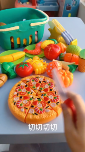 Cutting Play Food Toys  Pretend playsets Kitchen Accessories Fake Fruits/Vegetables Set With Shopping Storage Basket  Birthday Gifts/Educational Toy For boys and girls
