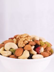 (In Stock) Mixed Nuts 500g Bag of Raw Nut Snacks Spree