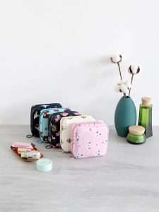 [HCM] Túi Vải Đựng Đồ Vệ Sinh Cá Nhân/Chìa Khóa/Trang Sức/Son Môi Chống Thấm Nước Có Khóa Kéo Cho Nữ -Cozy520